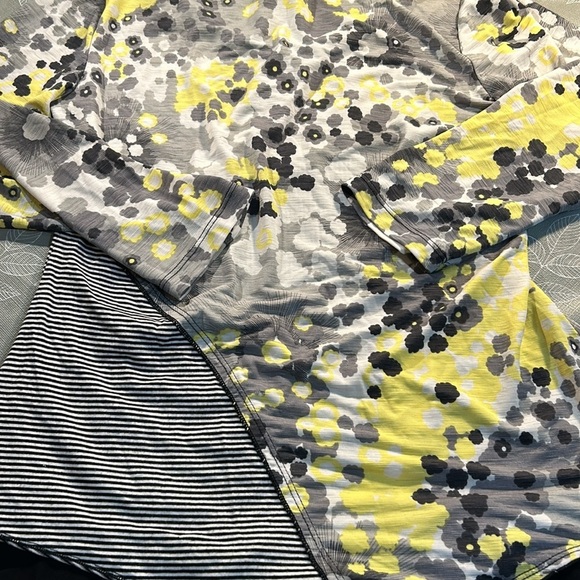 Ladies Bali Long Sleeve Top. - Picture 5 of 8